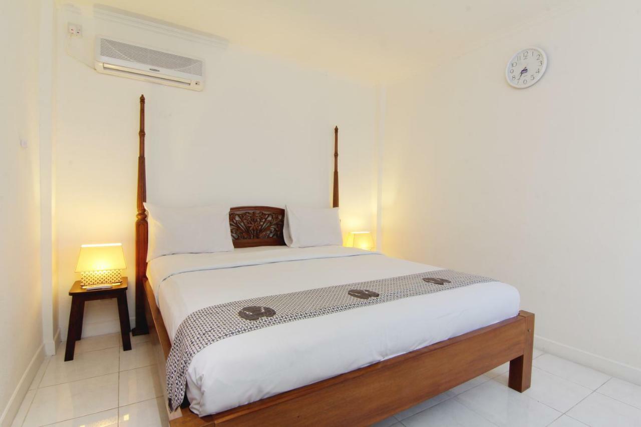 Hotel Marni Mulya Surakarta  ภายนอก รูปภาพ