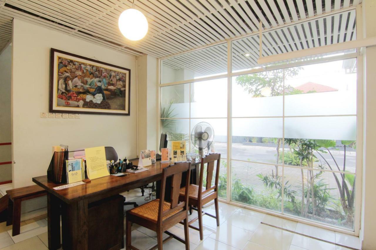 Hotel Marni Mulya Surakarta  ภายนอก รูปภาพ
