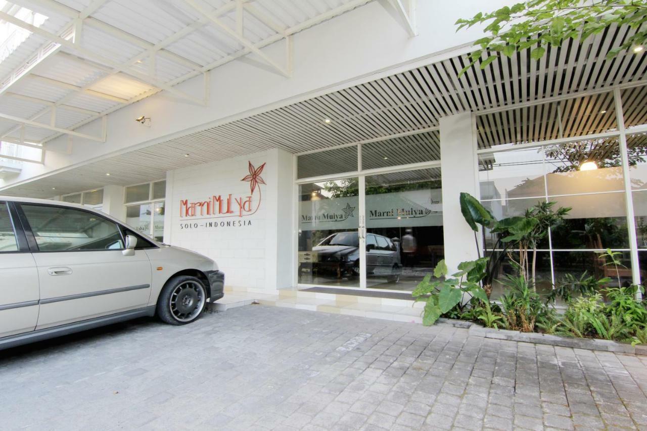 Hotel Marni Mulya Surakarta  ภายนอก รูปภาพ