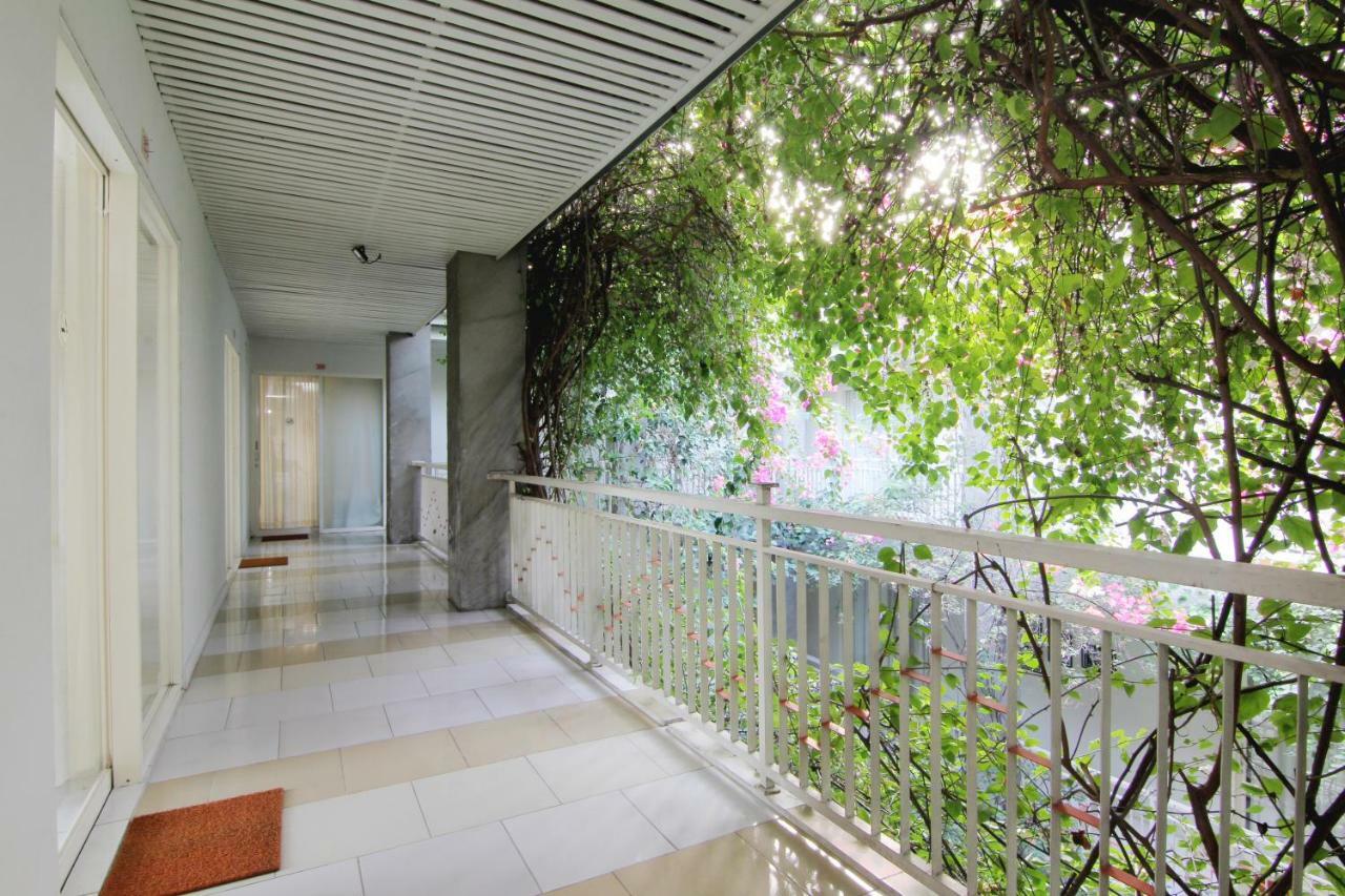 Hotel Marni Mulya Surakarta  ภายนอก รูปภาพ