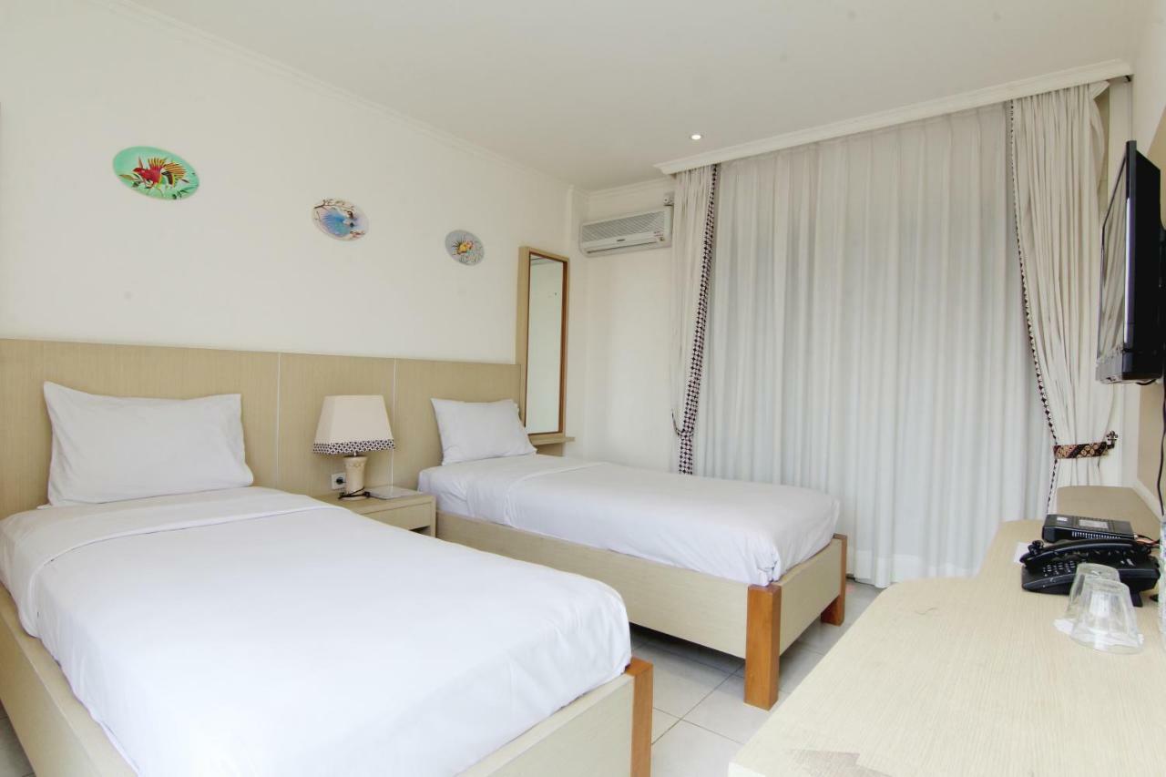 Hotel Marni Mulya Surakarta  ภายนอก รูปภาพ