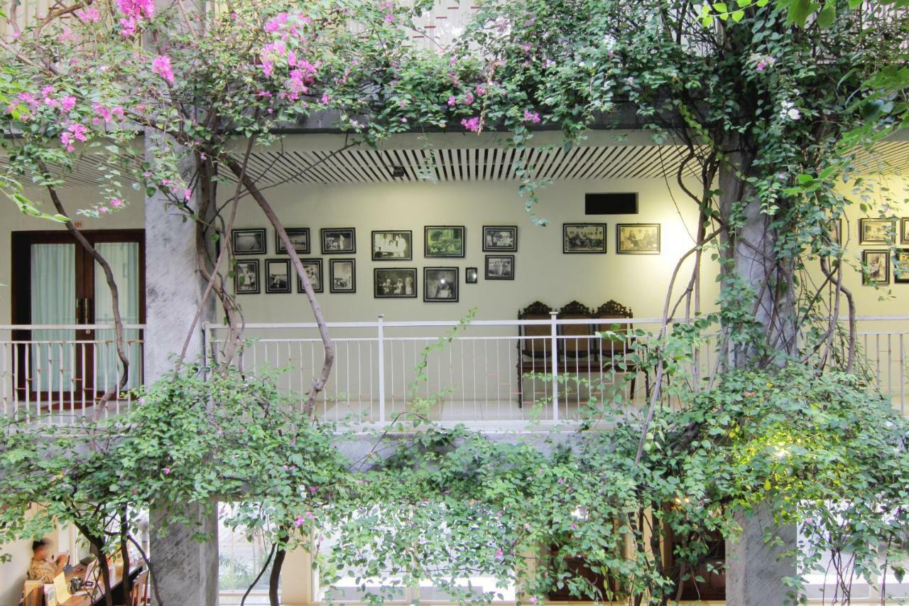 Hotel Marni Mulya Surakarta  ภายนอก รูปภาพ